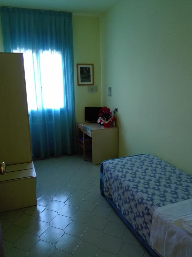 Hotel Senio Риоло Терме Екстериор снимка